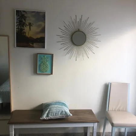 Ideal Centre Historique Apartment *
